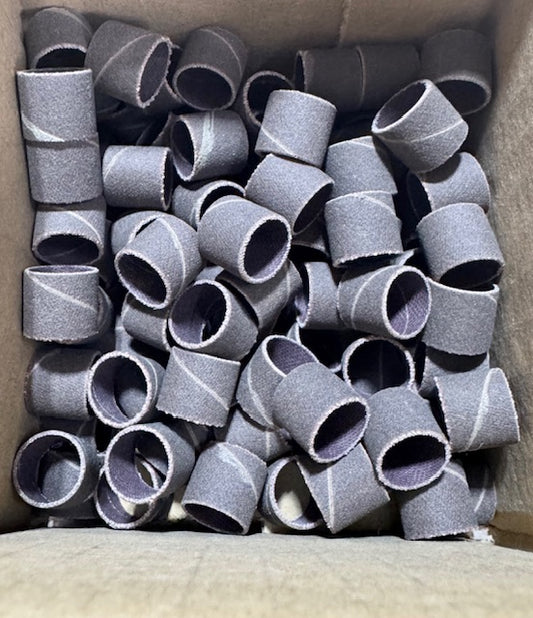 Merit 1/2" x 1/2" Spiral Wound Bands 240 Grit Aluminum Oxide 100 Pack