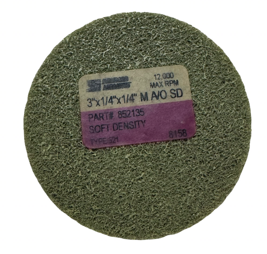 Standard Abrasives 3" x 1/4" x 1/4" Unitized Deburring Wheel A/O Soft Density