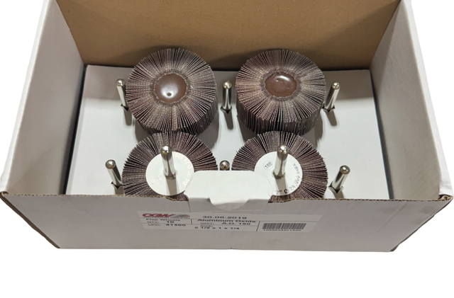 CGW 2-1/2" x 1" x 1/4" Flap Wheels 180 Grit Aluminum Oxide 10 Pack